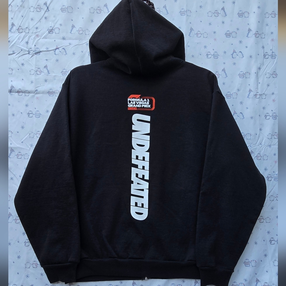 Undefeated x Formula 1 Las Vegas Grand Prix 2023 Zip Hoodie - Picture 6 of 6
